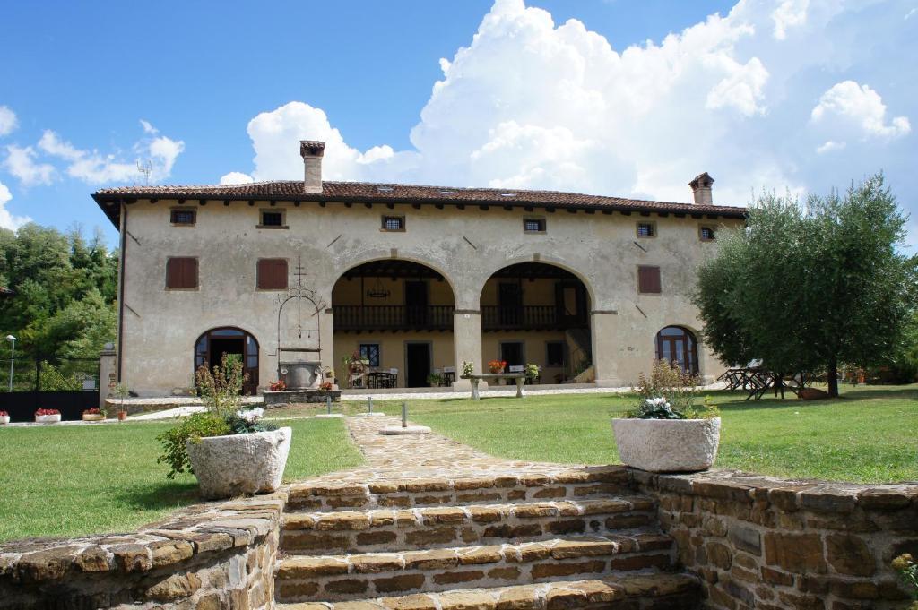 Agriturismo Ronchi Di Sant'Egidio Affittacamere Manzano Esterno foto