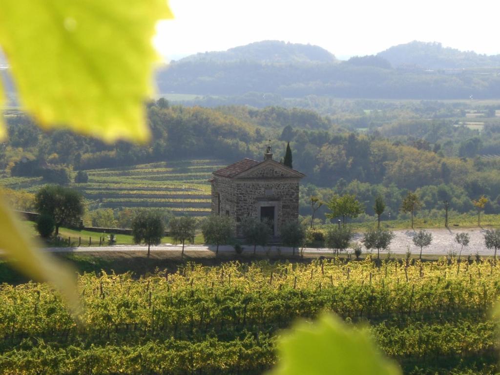 Agriturismo Ronchi Di Sant'Egidio Affittacamere Manzano Esterno foto